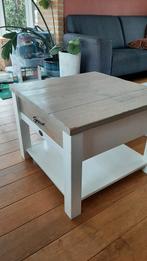 Opknappertjes: 2 stevige tafeltjes, Huis en Inrichting, Ophalen, 50 tot 100 cm, 50 tot 100 cm, Minder dan 50 cm