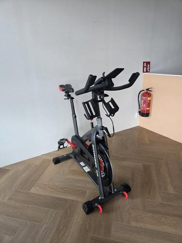 Schwinn 800IC spinning bike beschikbaar voor biedingen