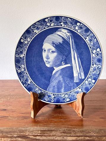 Sierbord / wandbord - Het meisje met de blauwe hoofddoek beschikbaar voor biedingen