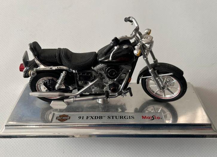 Harley FXDB Sturgis 1991 1:18 model €25!, Hobby en Vrije tijd, Modelauto's | 1:18, Zo goed als nieuw, Motor, Maisto, Ophalen of Verzenden