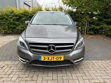 Mercedes-Benz B-klasse 180 CDI Aut, Xenon, Voorschade beschikbaar voor biedingen