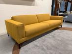 Nieuw Design on Stock Aikon 4-Zits bank Geel stof Design 246, Huis en Inrichting, Banken | Bankstellen, 75 tot 100 cm, Ophalen of Verzenden