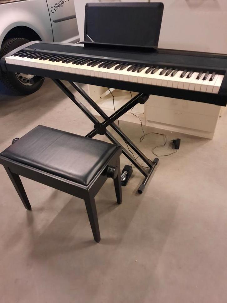 Korg B2N digitale piano, Muziek en Instrumenten, Piano's, Gebruikt, Zwart, Ophalen