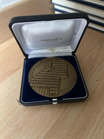 Bronzen penning 1989 CBS beschikbaar voor biedingen