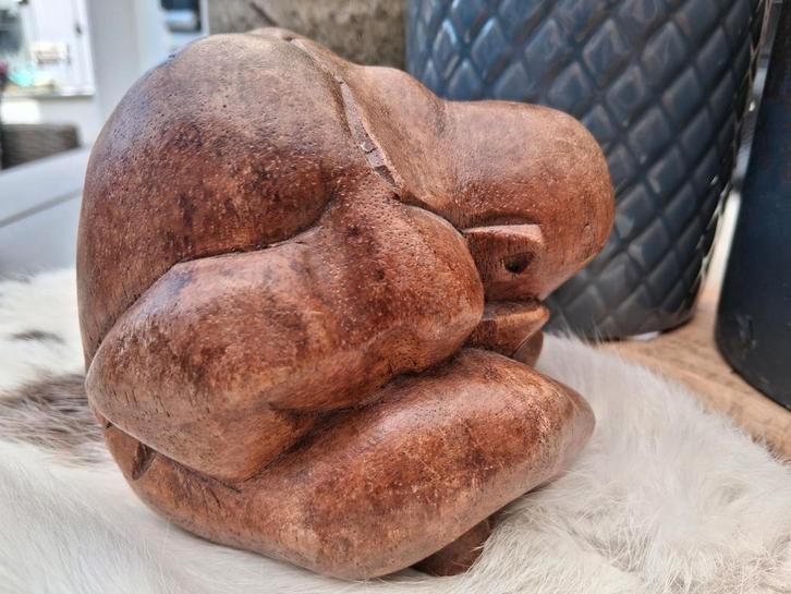 Prachtig houtsnijwerk van een Yogiman (huilende boeddha), Huis en Inrichting, Woonaccessoires | Boeddhabeelden, Ophalen of Verzenden