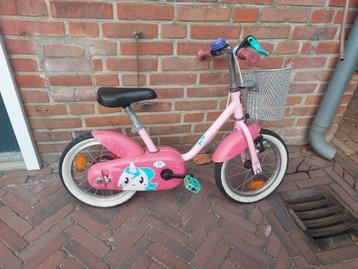 Btwin 14 inch meisjes fiets beschikbaar voor biedingen