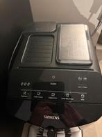 Siemens EQ.300, Witgoed en Apparatuur, Koffiezetapparaten, Ophalen, Afneembaar waterreservoir, Overige modellen, Nieuw