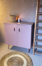 Retro kast, Huis en Inrichting, Kasten | Overige, Ophalen, Zo goed als nieuw