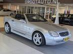 Mercedes-Benz SLK 200 Volledige Historie Aanwezig Leder, NAP, Auto's, Oldtimers, 1998 cc, Elektrische ramen, Cabriolet, Bedrijf