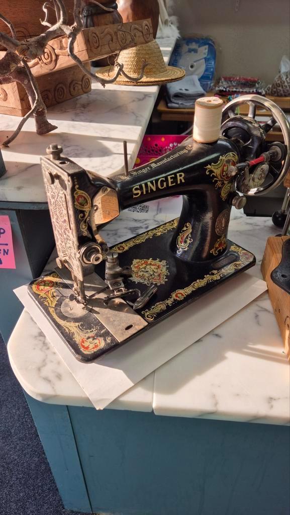 Oude Singer Naaimachines & Toebehoren, Antiek en Kunst, Antiek | Naaimachines, Ophalen