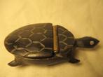 antiek klein schildpad doosje gemaakt van bot-schild?, Verzenden