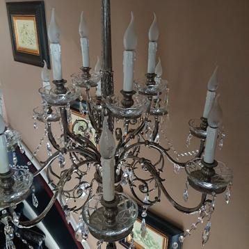 Exclusieve kroonluchter met Swarovski kristallen  beschikbaar voor biedingen