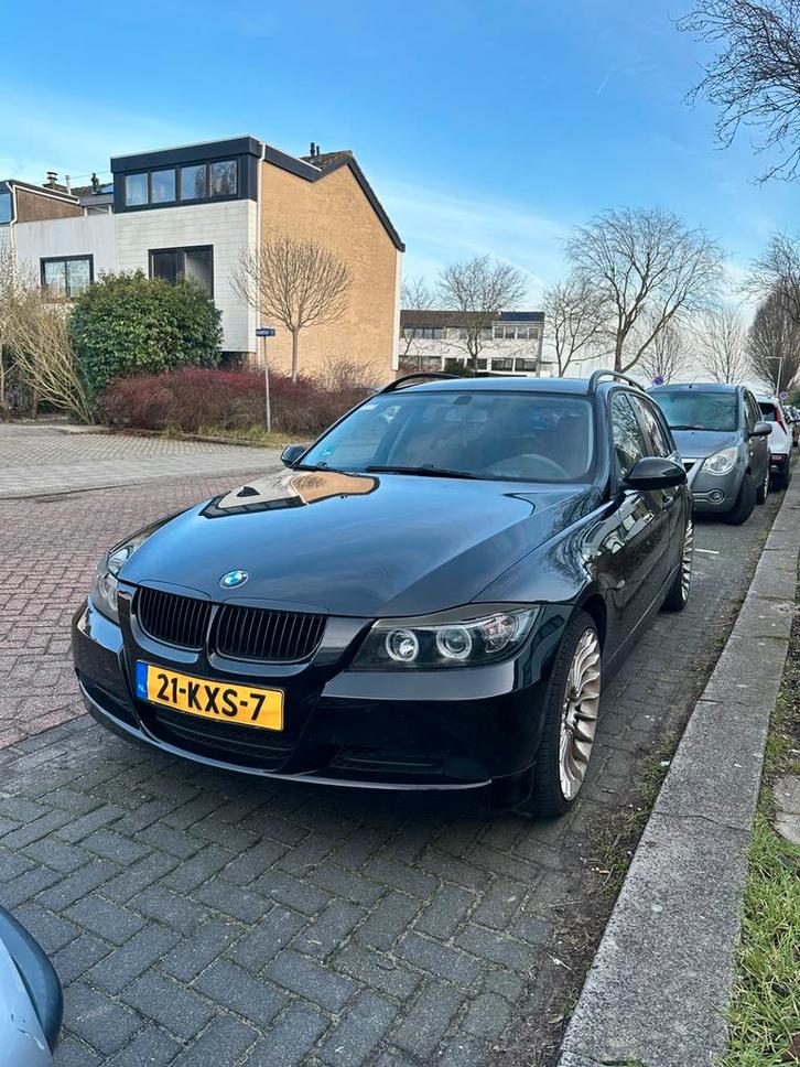 BMW 3-Serie 2.0 D 320 Touring 2006 Zwart - SCHERP AFGEPRIJST, Auto's, BMW, Particulier, 3-Serie, Diesel, C, Stationwagon, Handgeschakeld