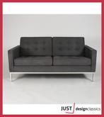 Florence Knoll 2-Zits Sofa Grijs Alcantara, Huis en Inrichting, Niet ingevuld, Zo goed als nieuw, Niet ingevuld, Niet ingevuld