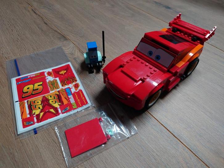 Lego Cars 8484 McQueen Ultimate Build, nieuwe stickers, Kinderen en Baby's, Speelgoed | Duplo en Lego, Zo goed als nieuw, Lego