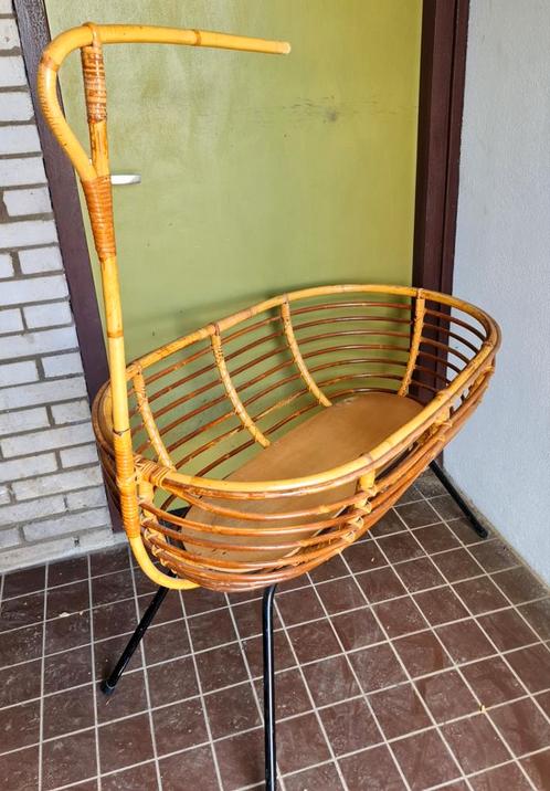 Oude vintage wieg ledikant bamboe rotan Rohé Noordwolde top, Kinderen en Baby's, Babywiegjes en Ledikanten, Gebruikt, Wieg, Ophalen