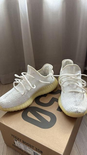 Yeezy boost 350 unisex beschikbaar voor biedingen