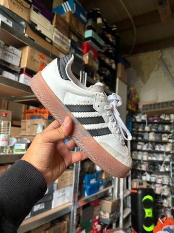 Adidas Samba XLG White Black Gum 38 2/3 beschikbaar voor biedingen