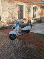 Te koop zeer mooie  BTC granda retro scooter  bouwjaar 2019, Fietsen en Brommers, Snorfietsen en Snorscooters, Ophalen of Verzenden
