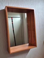 Retro spiegel met brede grenen houten rand., Ophalen, Gebruikt