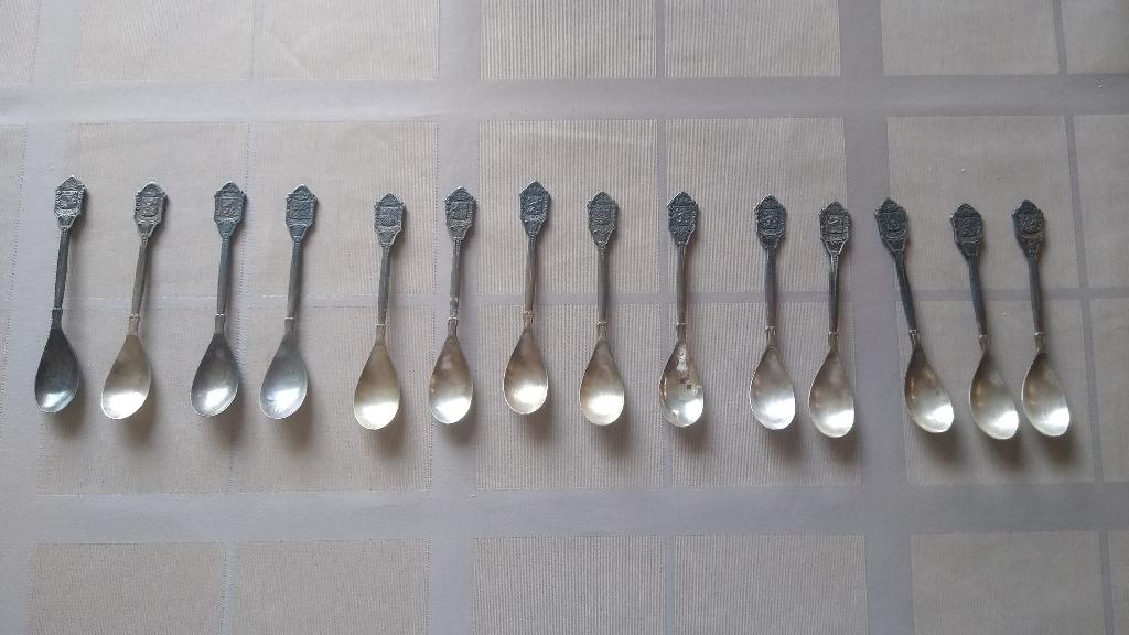 14 stuks lepeltjes van de nederlandse provincies, Ophalen of Verzenden