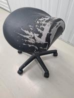 Fijne brede tabouret. Bekleding versleten.., Sport en Fitness, Massageproducten, Gebruikt, Ophalen of Verzenden