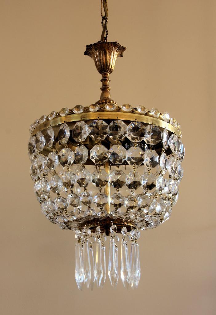 Messing kroonluchtertje met diamantstrengen, Antiek en Kunst, Antiek | Lampen, Ophalen