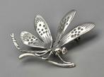 Zilveren Art Noveau broche gemaakt als een Libelle. 2025/785, Ophalen of Verzenden, Zilver, Broche