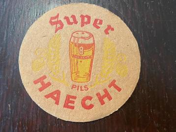 Super Haecht pils Bierviltje jaren 50. beschikbaar voor biedingen