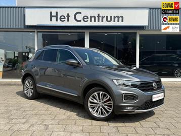 Volkswagen T-Roc 1.5 TSI Sport - Trekhaak - Camera - LED - A beschikbaar voor biedingen