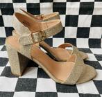 New Look sandaaltjes goud, Overige kleuren, New Look, Nieuw, Sandalen of Muiltjes
