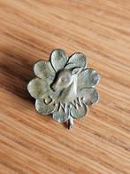 Vintage broche jeugd natuur wacht J.N.W., Verzamelen, Speldjes, Pins en Buttons, Ophalen of Verzenden, Gebruikt, Dier of Natuur