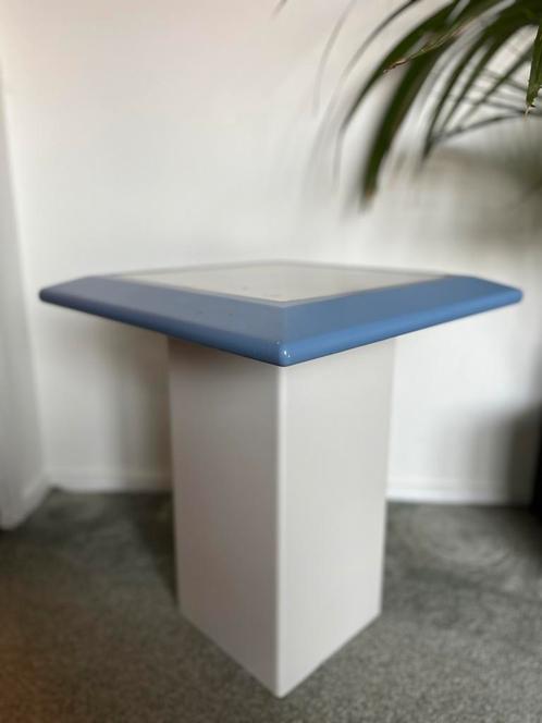 Tafel / Bijzet tafel met “marmer” tegel (Design, Retro), Antiek en Kunst, Antiek | Meubels | Tafels, Ophalen