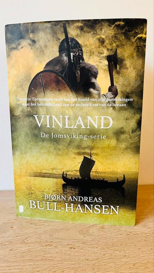 Bjørn Andreas Bull-Hansen - Vinland, Boeken, Thrillers, Zo goed als nieuw, Amerika, Ophalen of Verzenden