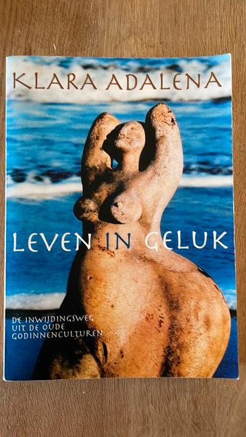Klara Adalena - Leven in geluk beschikbaar voor biedingen