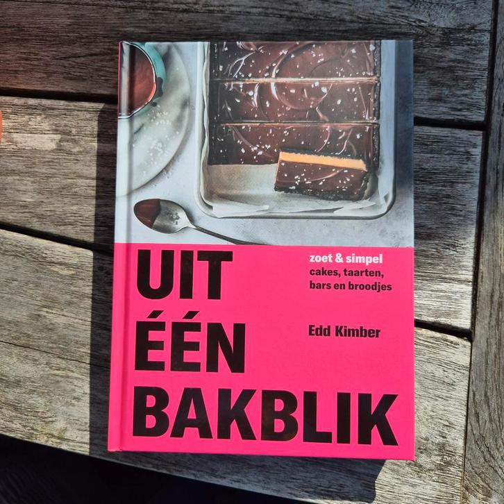 Edd Kimber - Uit één bakblik, Boeken, Kookboeken, Zo goed als nieuw, Italië, Ophalen of Verzenden