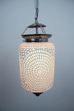 Witte glasmozaïek hanglamp; Magazijn Leegverkoop, Nieuw, Ophalen of Verzenden, Oosters, 75 cm of meer