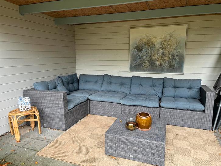 Forza Loungebank met Hocker - Kees Smit, Tuin en Terras, Tuinsets en Loungesets, Gebruikt, Loungeset, Wicker, 5 zitplaatsen, Bank
