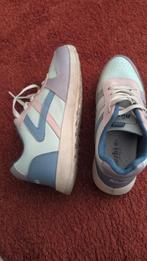 Nushi Dames schoenen size 39, Ophalen of Verzenden, Zo goed als nieuw, Sneakers of Gympen