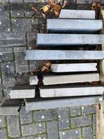 Opsluitbanden - gratis, Tuin en Terras, Tegels en Klinkers, Ophalen, Beton, Minder dan 5 m², Overige typen