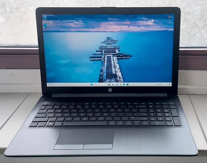 Hp pavilion 15 inch, Computers en Software, Windows Laptops, Zo goed als nieuw, 15 inch, SSD, 2 tot 3 Ghz, Ophalen of Verzenden