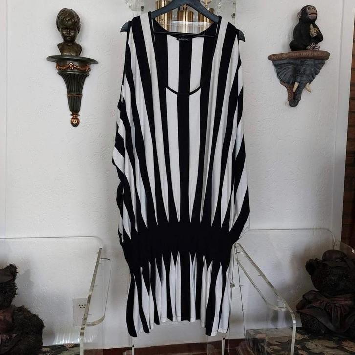 Tuniek van het merk Hebbeding.  Maat One Size, Kleding | Dames, Grote Maten, Zo goed als nieuw, Blouse of Tuniek, Zwart, Verzenden