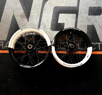 Supermoto wielen KTM Husqvarna GasGas tubeless beschikbaar voor biedingen