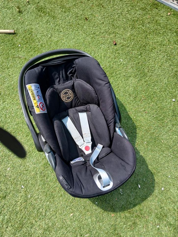 Cybex Cloud i-Size Autostoel (0-18m), Kinderen en Baby's, Autostoeltjes, Ophalen