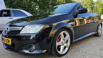 Opel Tigra Twintop 1.8i 16V Special Verlaagd! Airco! Nwe APK beschikbaar voor biedingen