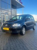 Mooie Volkswagen Fox 1.2 44KW 2011 Zwart incl. accessoires, Auto's, Voorwielaandrijving, Euro 5, Stof, 40 €/maand