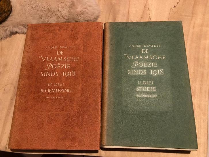 De Vlaamsche poëzie sinds 1918 - André Demedts 2 dln: 1e dee, Boeken, Gedichten en Poëzie, Gelezen, Eén auteur, Ophalen of Verzenden