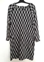 Mooie jurk - TAIFUN - Maat 42 - 44, Ophalen of Verzenden, Zo goed als nieuw, Maat 42/44 (L), Onder de knie