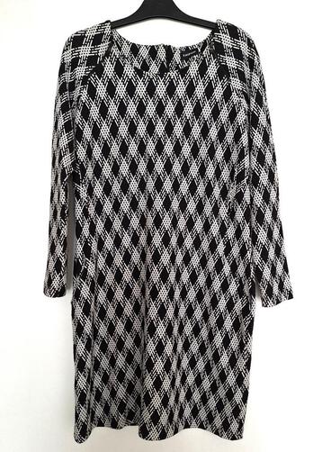 Mooie jurk - TAIFUN - Maat 42 - 44 beschikbaar voor biedingen