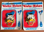 2 vintage ophanghaken Donald Duck West Germany, Ophalen of Verzenden, Donald Duck, Zo goed als nieuw, Beeldje of Figuurtje